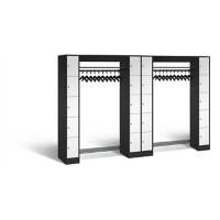 C+P Offene Garderobe Serie 8070, H1950xB2840xT480mm Korpus Schwarzgrau Fronten Verkehrsweiß
