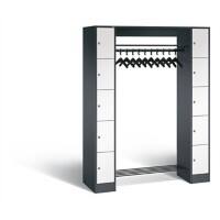 C+P Offene Garderobe Serie 8070, H1950xB1430xT480mm Korpus Schwarzgrau Fronten Verkehrsweiß