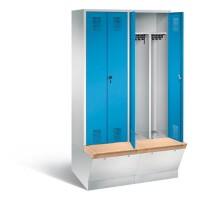 C+P Garderobenschrank Evolo mit Sitzfläche H2090xB1190xT815mm Korpus: Lichtgrau Türen: Lichtblau Abteile: 4 Abteilbreite: 300mm