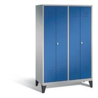 C+P Spind Classic H1850x1190xT500mm Korpus: Weißaluminium Türenfarbe: Enzianblau Abteile: 4 Türen: 2 Abteilbreite: 300mm