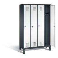 C+P Garderobenschrank Evolo H1850xB1190xT500mm Korpus: Schwarzgrau Türen: Verkehrsweiß Abteile: 4 Abteilbreite: 300mm