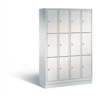 C+P Schließfachschrank Classic H1800xB1190xT500 Korpus: Lichtgrau Türen: Lichtgrau 4 Abteile 12 Fächer