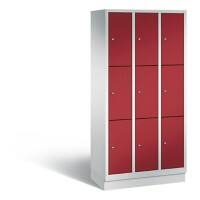C+P Schließfachschrank Classic H1800xB900xT500 Korpus: Lichtgrau Türen: Rubinrot 3 Abteile 9 Fächer