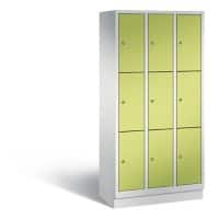 C+P Schließfachschrank Classic H1800xB900xT500 Korpus: Lichtgrau Türen: Viridingrün 3 Abteile 9 Fächer