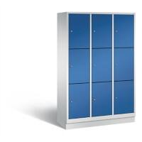 C+P Schließfachschrank Classic H1800xB1200xT500 Korpus: Lichtgrau Türen: Enzianblau 3 Abteile 9 Fächer