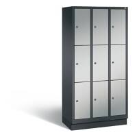 C+P Schließfachschrank Classic H1800xB900xT500 Korpus: Schwarzgrau Türen: Weißaluminium 3 Abteile 9 Fächer