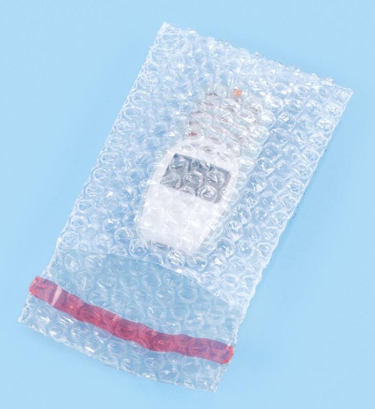 RAJA Luftpolster-Luftpolster-Versandtaschen LDPE (Polyethylen niedriger Dichte) Transparent 165 mm (H) Abziehstreifen 18 g/m² 80 Mikron 800 Stück